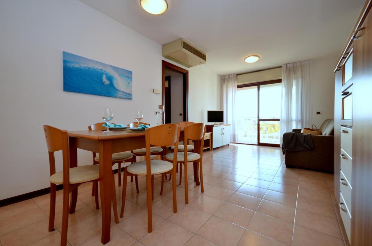Residenza Porta Del Mare Apartment ลินญาโน ซับเบียโดโร ภายนอก รูปภาพ